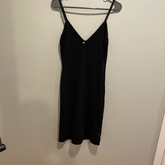 Alice & Olivia Size 8 Black Sleeveless Midi Mesh Dress - Picture 5 of 8